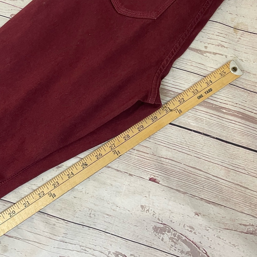 Women’s 4 NYDJ Maroon Pants Straight Leg Lifting Tuck Contouring Denim Jeans - Picture 10 of 13